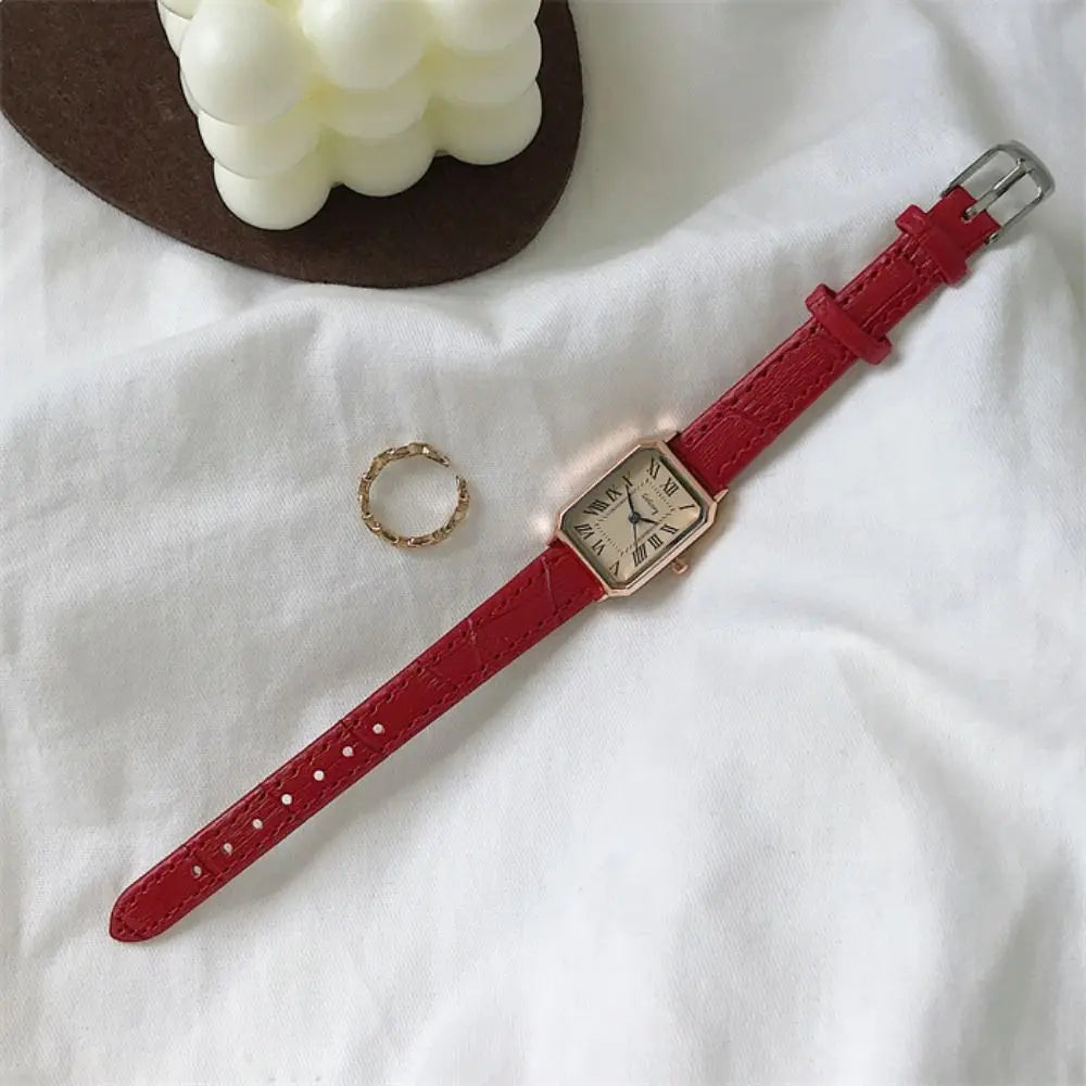 Elegant Women's Quartz Watch Portable Exquisite Women's Wrist Watch Decorative Simple Vintage Female Clock Clothing Accessories